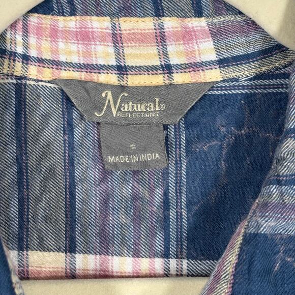 Natural Reflections Flannel Shirt Small Navy Pink Worn Faded GORP Hiking Camping - Picture 6 of 10
